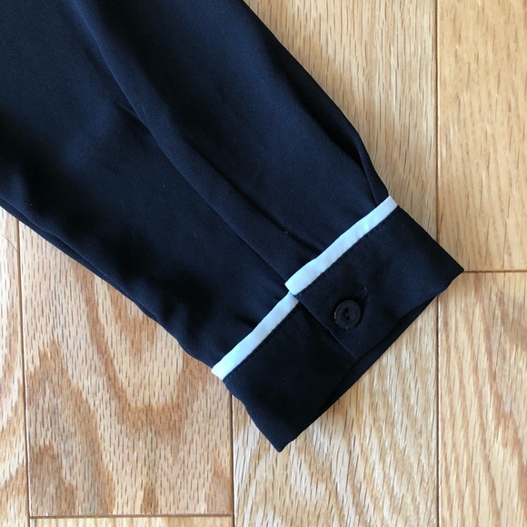 NWOT Monteau White Accent Long Sleeve Button Up - Picture 5 of 15